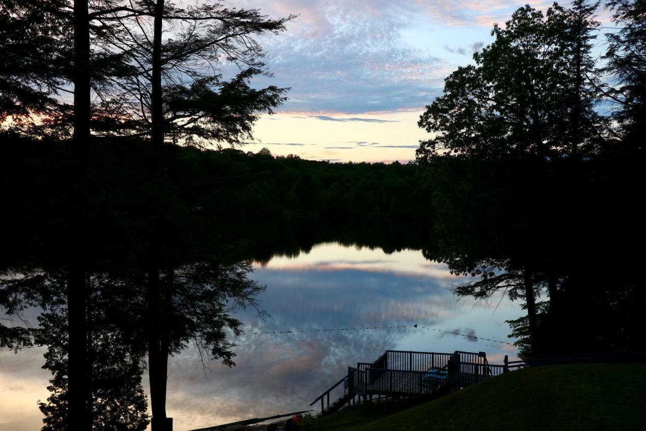 Sunny Point Resort Otter Lake Eksteriør bilde