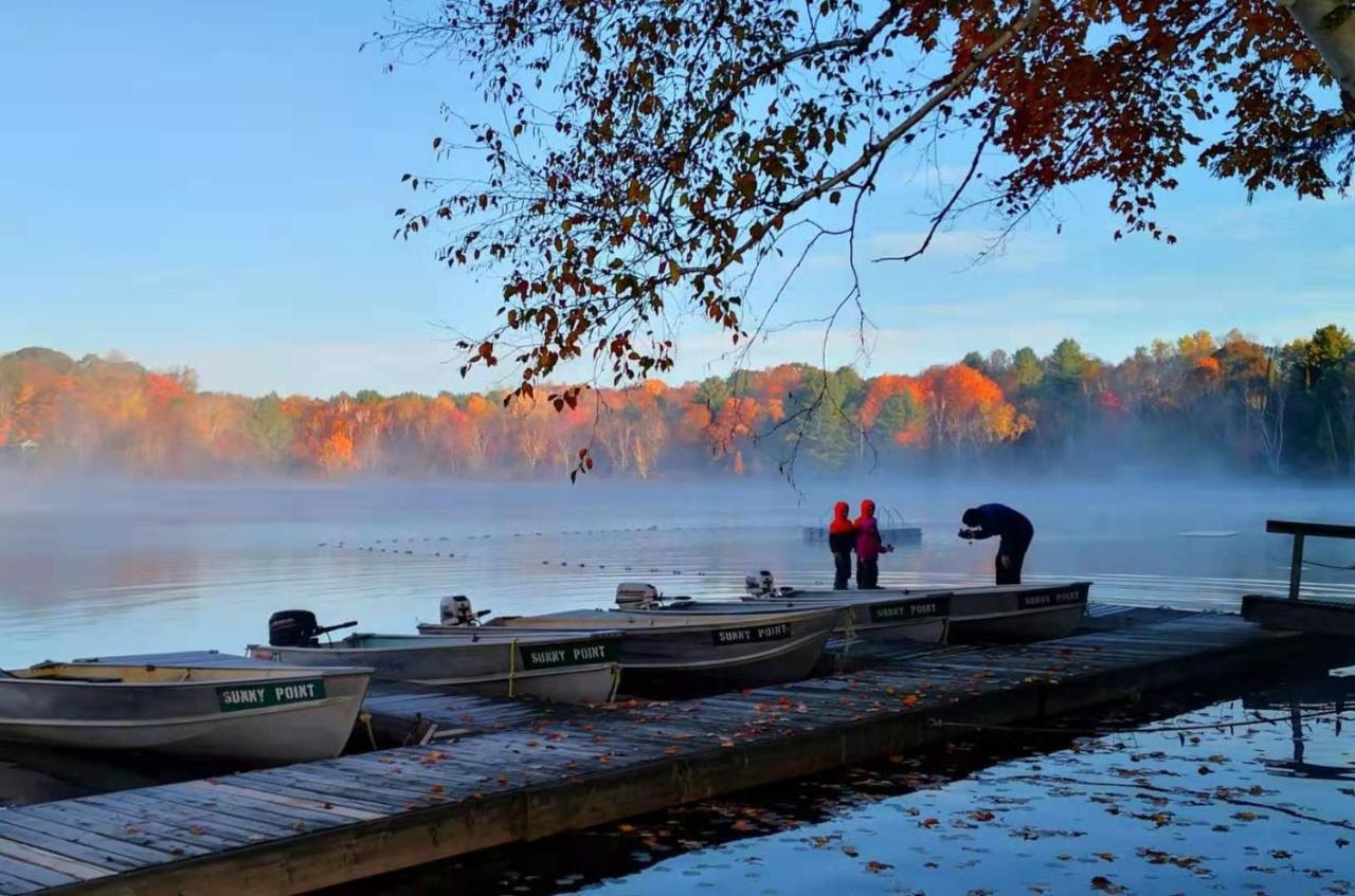 Sunny Point Resort Otter Lake Eksteriør bilde